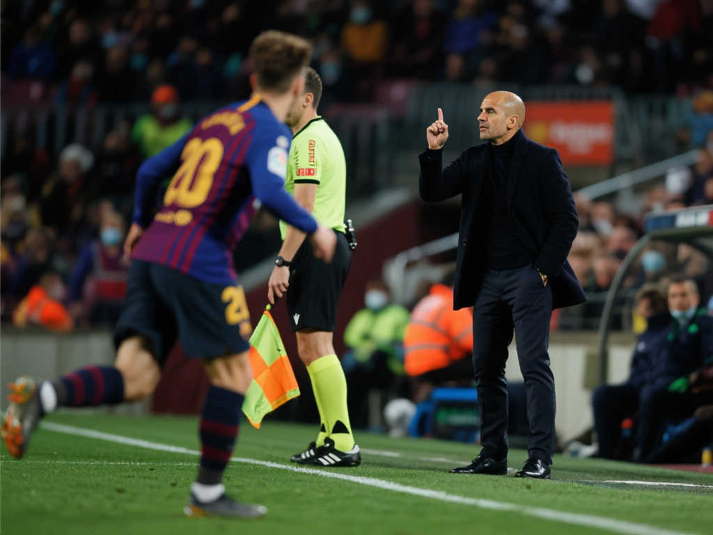 而是他不断 而是他不断