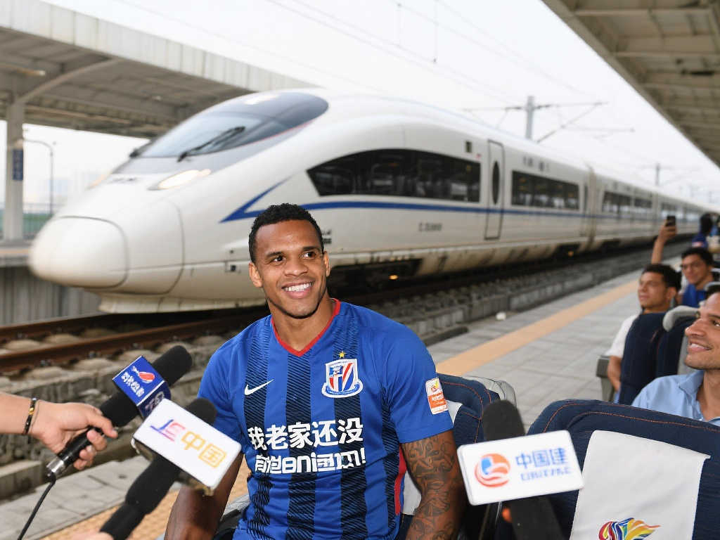 福克斯以 福克斯以