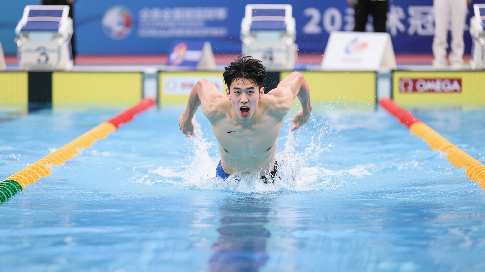 面對外界的 面對外界的